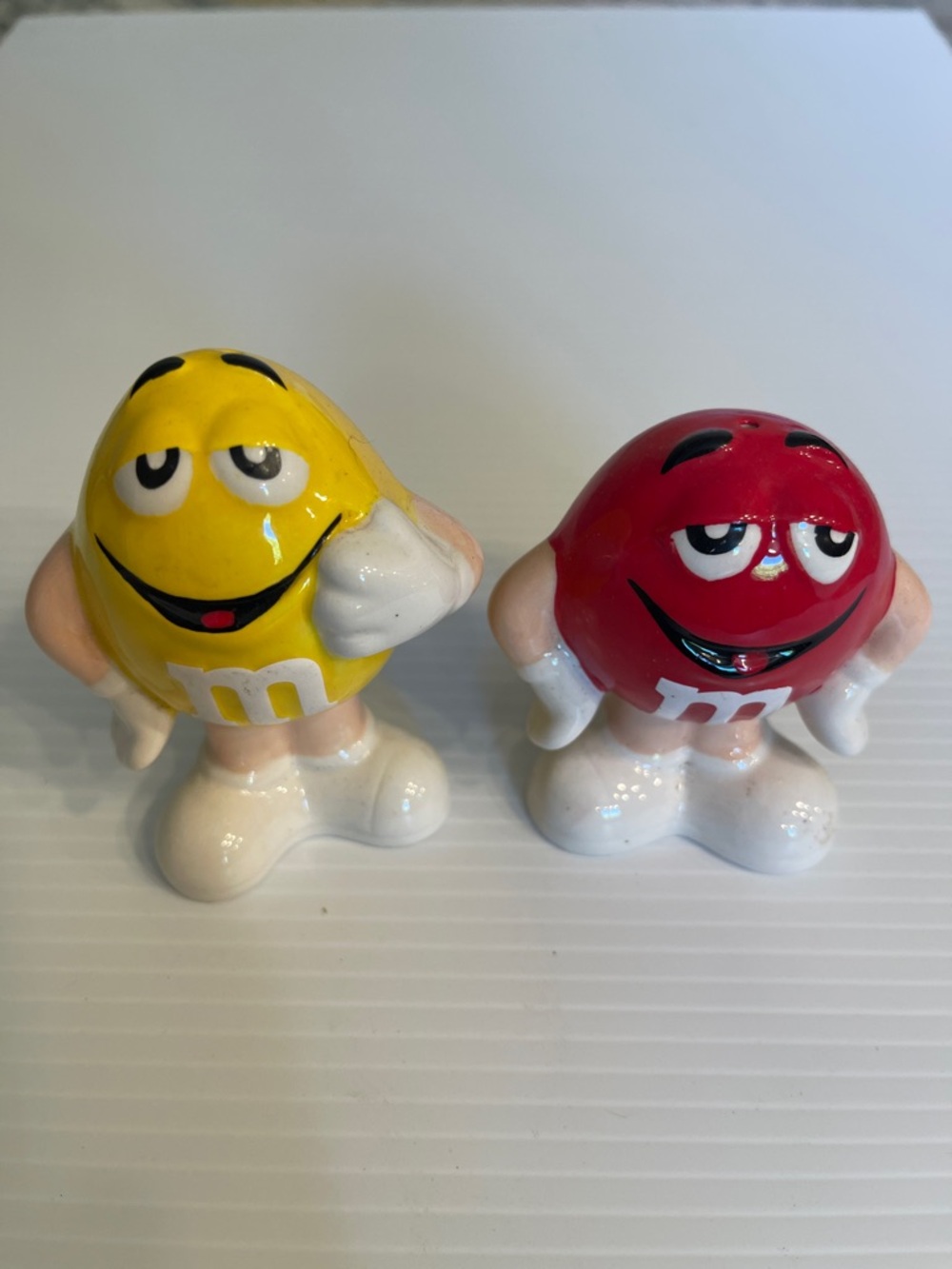 M&M’s Ceramic Salt and Pepper Shakers Yellow & Red Peanut 
Characters